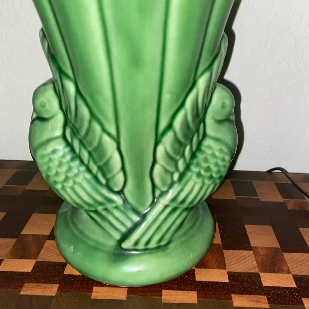 Vintage Shawnee Pottery Fluted Double Dove Green Glaze Ceramic Art Deco Vase 9”H